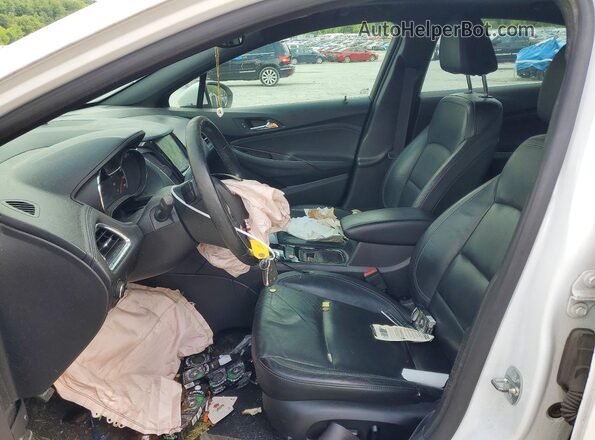 1G1BG5SM1G7302425 2016 CHEVROLET CRUZE White Front interior view