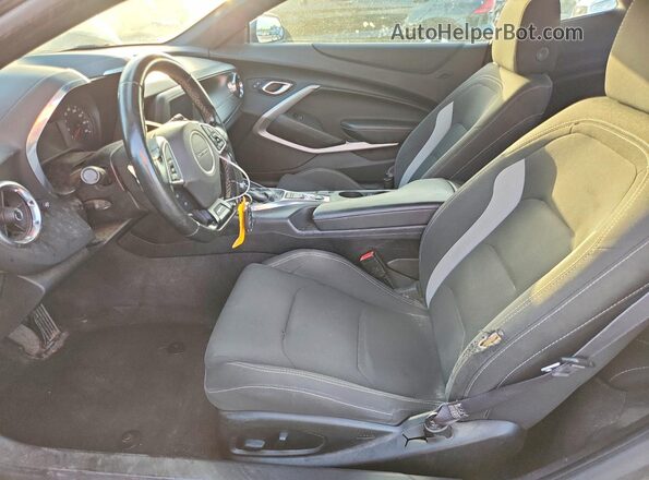 1G1FB1RS3H0207632 2017 CHEVROLET CAMARO Gray Front interior view
