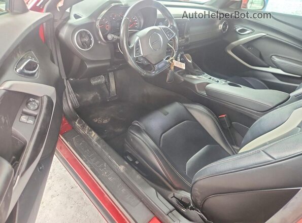 1G1FB1RS3K0134026 2019 CHEVROLET CAMARO Red Vista del salpicadero