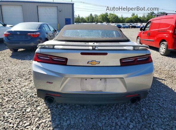 1G1FB3DS1J0155796 2018 CHEVROLET CAMARO Silver Rear view