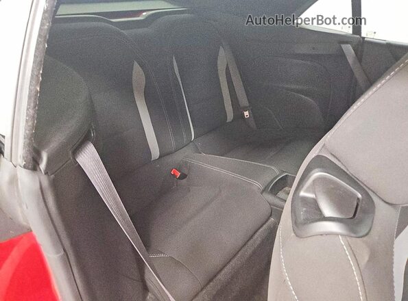 1G1FB3DSXH0112942 2017 CHEVROLET CAMARO Red Vista de los asientos traseros