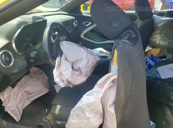 1G1FB3DX0H0138574 2017 CHEVROLET CAMARO Yellow Սալոնի դիմացի տեսք