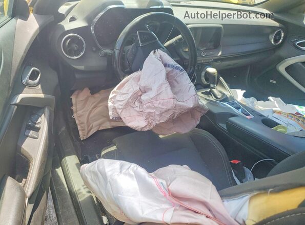1G1FB3DX0H0138574 2017 CHEVROLET CAMARO Yellow Առջևի վահանակի տեսք