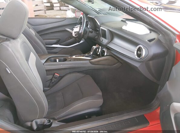 1G1FB3DX1P0156421 2023 CHEVROLET CAMARO Red წინა სალონის ხედი