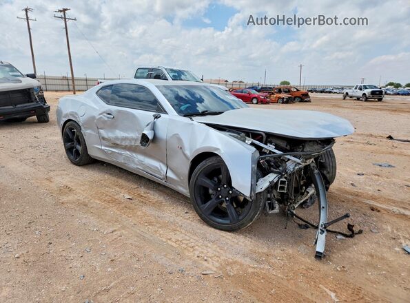 1G1FD1RS3J0162191 2018 CHEVROLET CAMARO Silver Front right