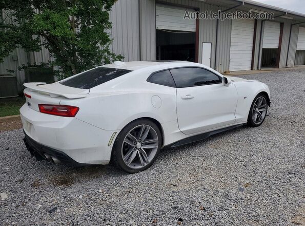 1G1FD1RS7J0119912 2018 CHEVROLET CAMARO White Trasero derecho