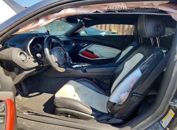 1G1FD1RS8L0115015 2020 CHEVROLET CAMARO Gray წინა სალონის ხედი