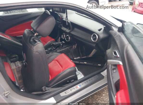 1G1FD1RSXH0171822 2017 CHEVROLET CAMARO Silver Vista interior delantera