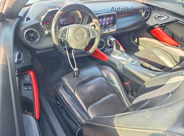 1G1FD1RX2L0142495 2020 CHEVROLET CAMARO Серый Вид панели приборов