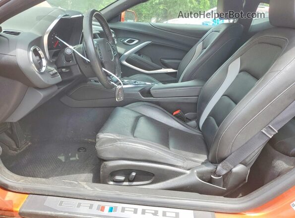 1G1FD1RX3N0126292 2022 CHEVROLET CAMARO Orange Սալոնի դիմացի տեսք