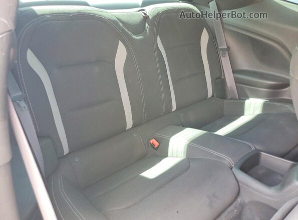 1G1FE1R76P0157455 2023 CHEVROLET CAMARO Red Rear seats view