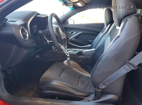 1G1FE1R79J0161765 2018 CHEVROLET CAMARO Red Սալոնի դիմացի տեսք