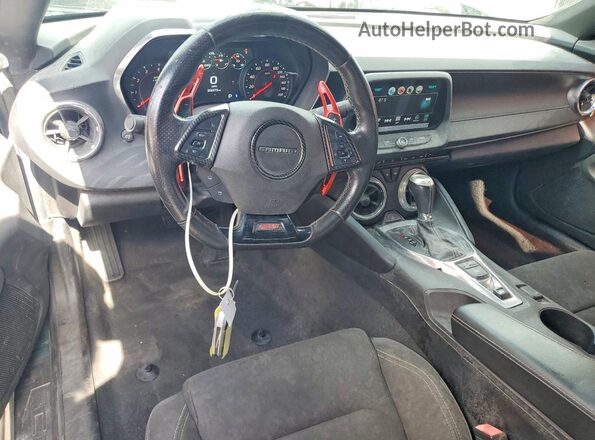 1G1FF1R70J0119627 2018 CHEVROLET CAMARO Teal Dashboard view