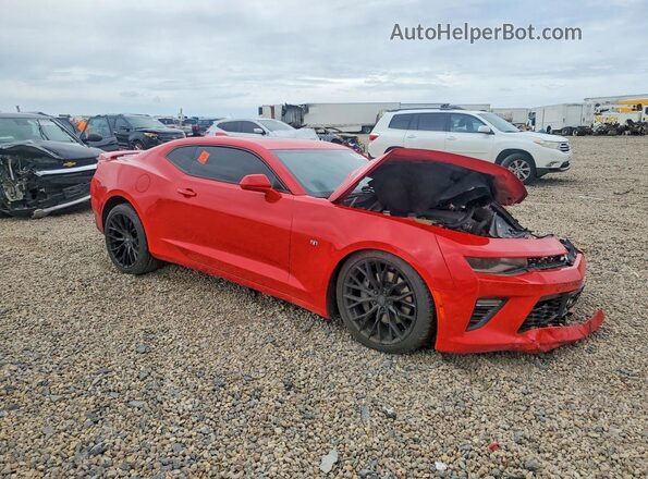 1G1FF1R72J0146943 2018 CHEVROLET CAMARO Red Przód prawy