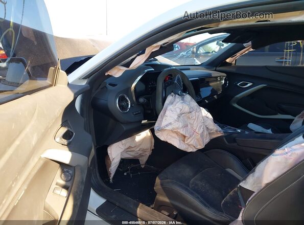 1G1FF1R74P0103813 2023 CHEVROLET CAMARO White Vista interior delantera