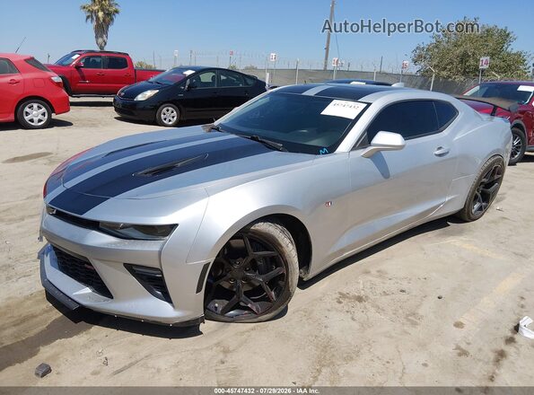 1G1FF1R79H0185992 2017 CHEVROLET CAMARO Серебряный Передняя левая четверть