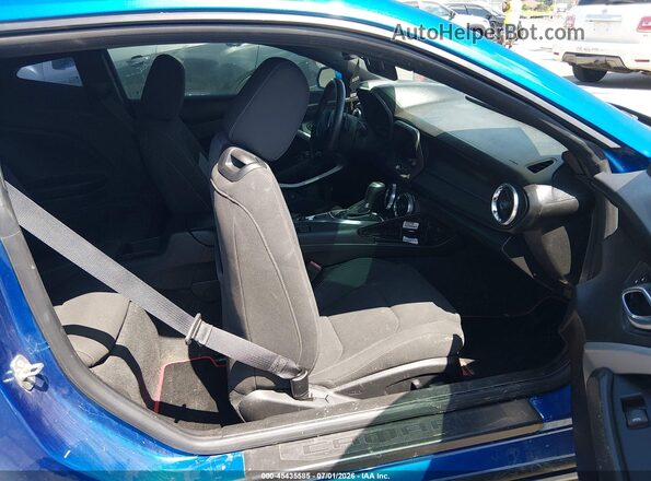 1G1FF1R79J0141643 2018 CHEVROLET CAMARO Blue Vista interior delantera