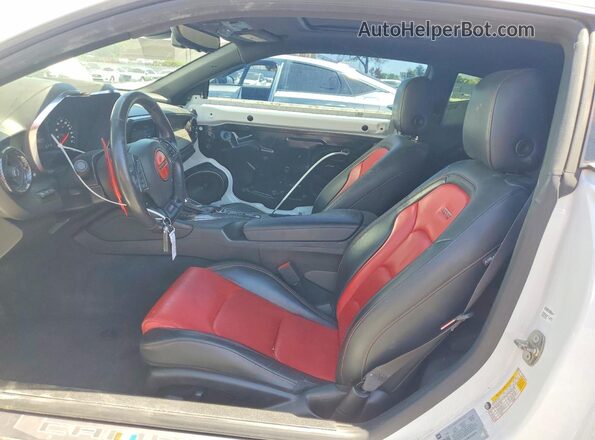 1G1FH1R72N0123453 2022 CHEVROLET CAMARO White Սալոնի դիմացի տեսք