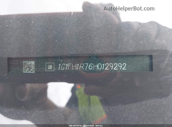 1G1FH1R76H0129292 2017 CHEVROLET CAMARO Gray Vista del compartimento del motor