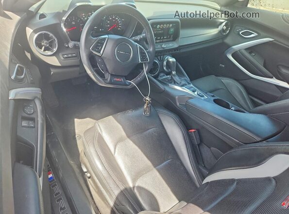 1G1FH1R79J0161885 2018 CHEVROLET CAMARO Black Առջևի վահանակի տեսք