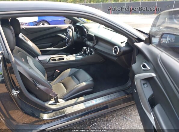 1G1FH1R7XH0113581 2017 CHEVROLET CAMARO Black წინა სალონის ხედი