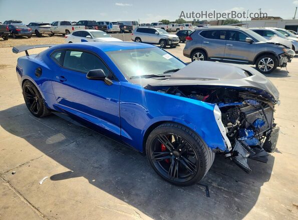 1G1FJ1R68J0126718 2018 CHEVROLET CAMARO Blue Front right