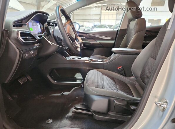 1G1FW6S03P4181602 2023 CHEVROLET BOLT Silver Widok wnętrza z przodu