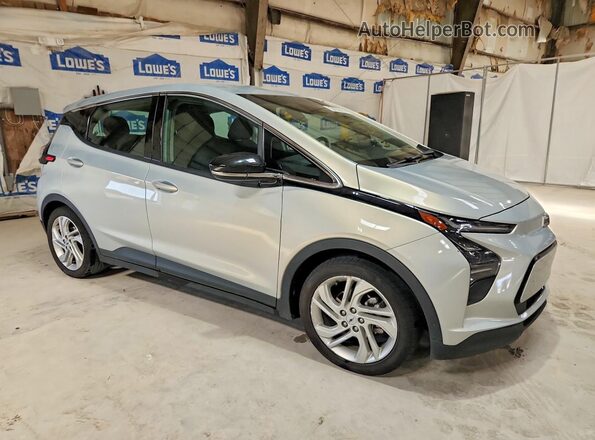 1G1FW6S03P4181602 2023 CHEVROLET BOLT Silver Przód prawy