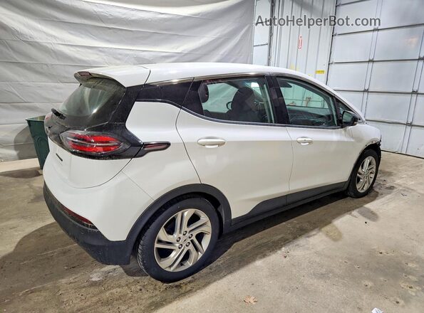 1G1FW6S04N4100426 2022 CHEVROLET BOLT Белый Задняя правая четверть