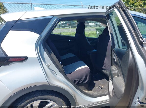 1G1FW6S06P4147699 2023 CHEVROLET BOLT Серебряный Вид наклейки с VIN-кодом