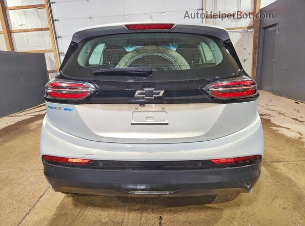 1G1FX6S06P4191747 2023 CHEVROLET BOLT Silver უკანა ხედი