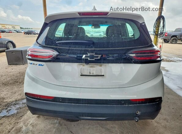 1G1FX6S07P4143674 2023 CHEVROLET BOLT White Вид ззаду