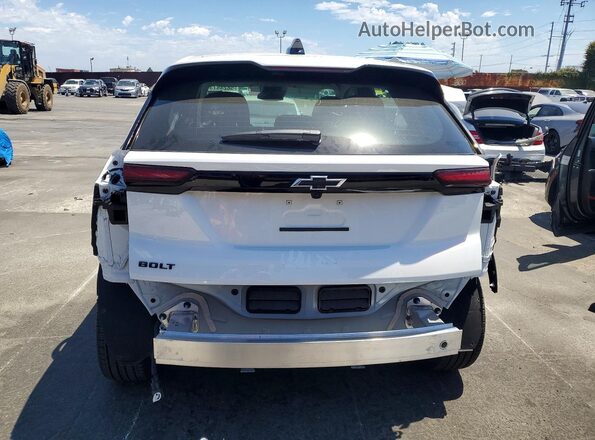 1G1FY6EV4VF103185 2027 CHEVROLET BOLT Белый Вид сзади