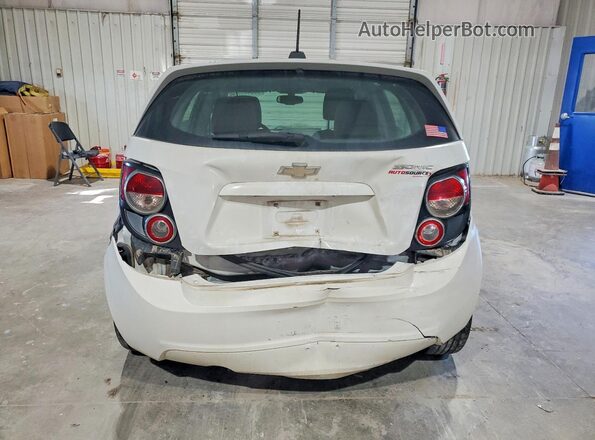 1G1JA6SH4G4111119 2016 CHEVROLET SONIC White უკანა ხედი