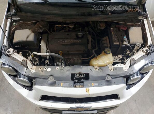 1G1JA6SH4G4111119 2016 CHEVROLET SONIC White უკანა სალონის ხედი