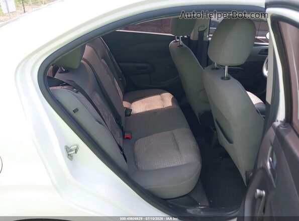 1G1JB5SH3H4142726 2017 CHEVROLET SONIC White Вид наклейки з VIN-кодом