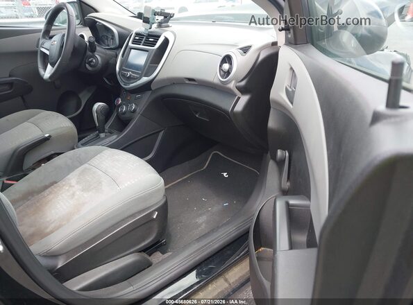 1G1JB5SH6H4152487 2017 CHEVROLET SONIC Black Vista interior delantera