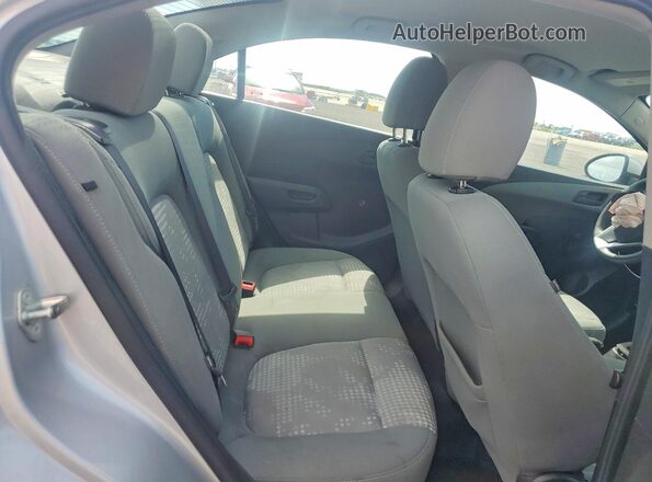 1G1JB5SH6H4154580 2017 CHEVROLET SONIC Silver Rear seats view