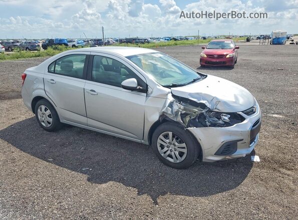 1G1JB5SH6H4154580 2017 CHEVROLET SONIC Silver Front right