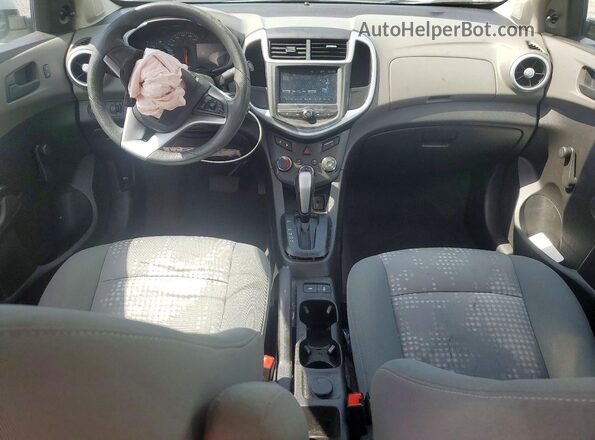 1G1JB5SH6H4154580 2017 CHEVROLET SONIC Silver Dashboard view