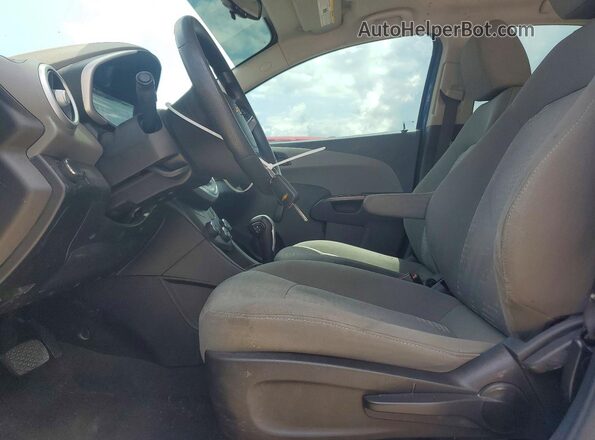 1G1JB5SH9H4138535 2017 CHEVROLET SONIC Blue Vista interior delantera