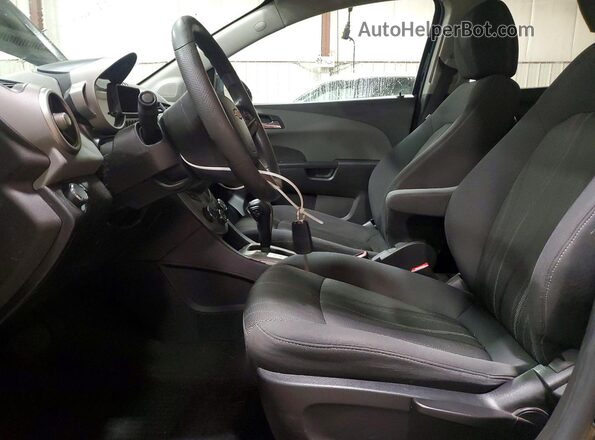 1G1JC5SH6G4139394 2016 CHEVROLET SONIC Black Vista interior delantera