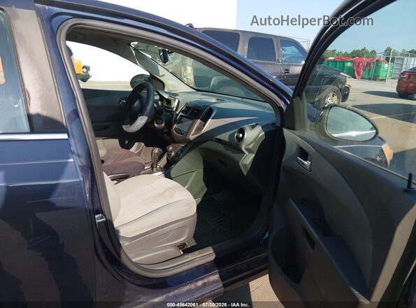 1G1JC5SH8G4129711 2016 CHEVROLET SONIC Black Widok wnętrza z przodu