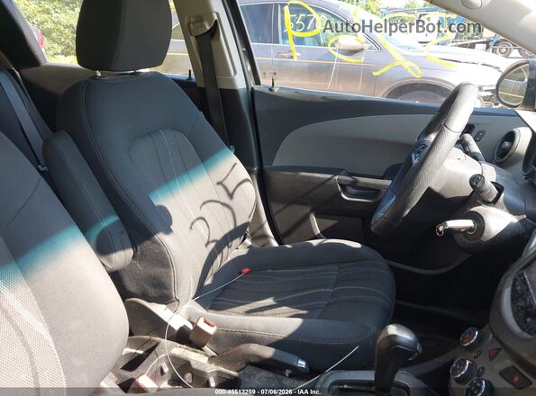 1G1JC6SB4G4172086 2016 CHEVROLET SONIC Black წინა სალონის ხედი