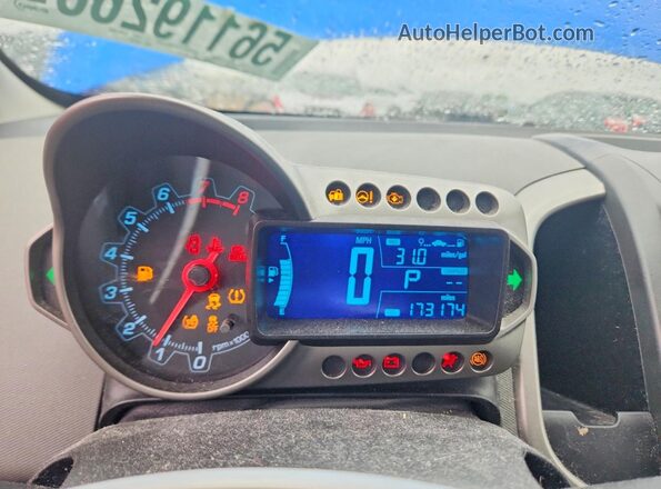 1G1JC6SH7G4132945 2016 CHEVROLET SONIC Blue Սարքավորումների վահանակի տեսք