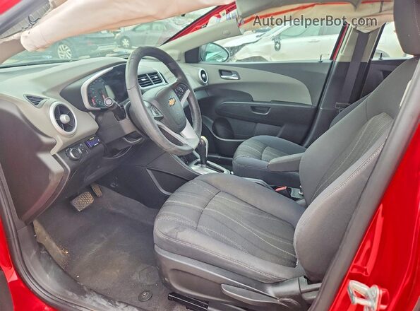 1G1JD5SH8H4115015 2017 CHEVROLET SONIC Red Вид салону спереду
