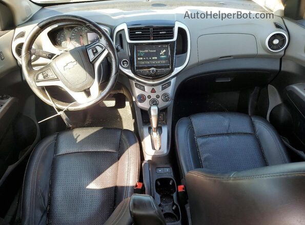 1G1JF5SB0H4110493 2017 CHEVROLET SONIC Синий Вид панели приборов