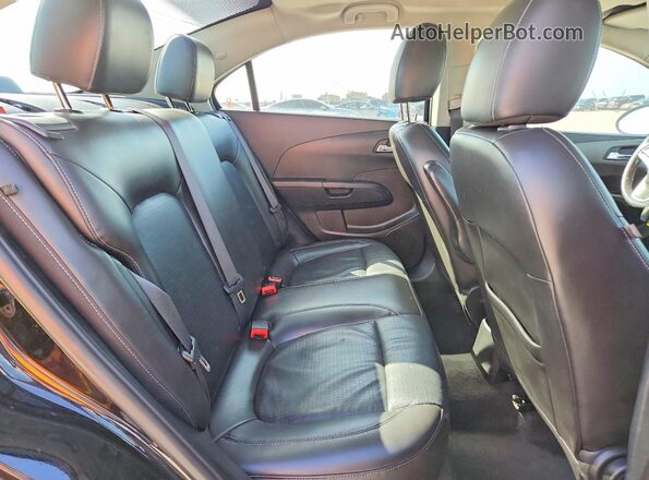 1G1JF5SB3H4122735 2017 CHEVROLET SONIC Черный Вид задних сидений