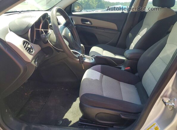 1G1PC5SH4G7187193 2016 CHEVROLET CRUZE Silver Սալոնի դիմացի տեսք