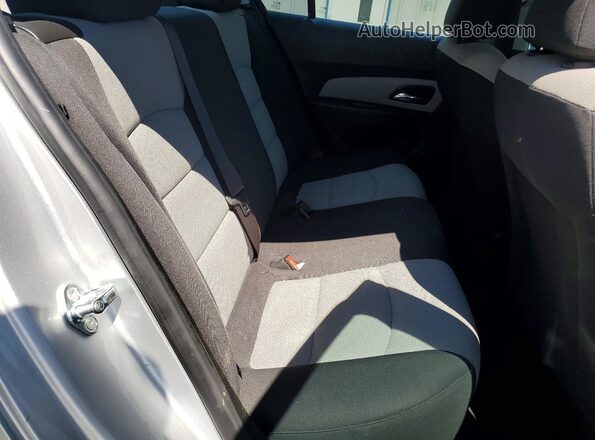 1G1PC5SH4G7187193 2016 CHEVROLET CRUZE Silver Հետևի նստատեղերի տեսք